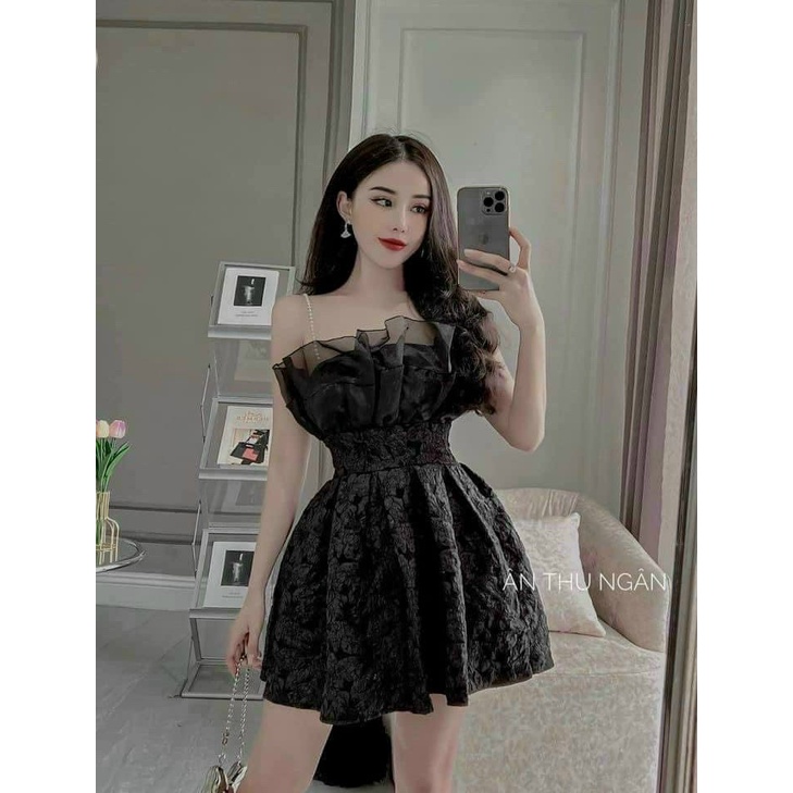 Đầm thời trang nữ mặc đi chơi chất gấm phối voan có mút 2 dây cườm giả màu đen và trắng