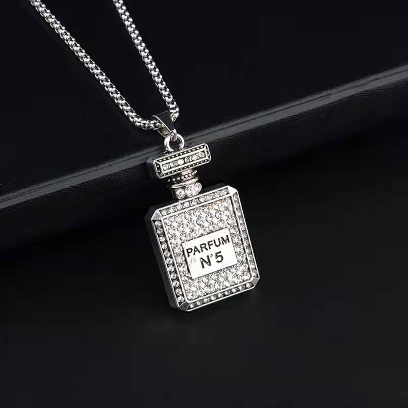 Vòng cổ Thép Titan Nhẹ Đính Kim Cương Hình Gấu Kim Cương Thời Trang Thu Đông Cao Cấp Phong Cách hip hop niche Cho Nữ