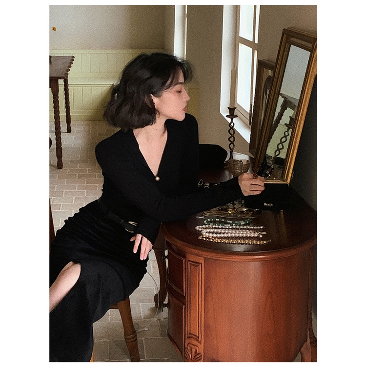 Áo thun COZOK dệt kim tay dài cổ chữ V xếp ly phong cách vintage