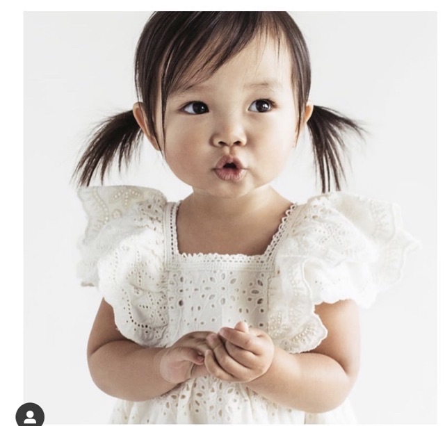 Váy ren trắng Zara hè 2020 vợt sale