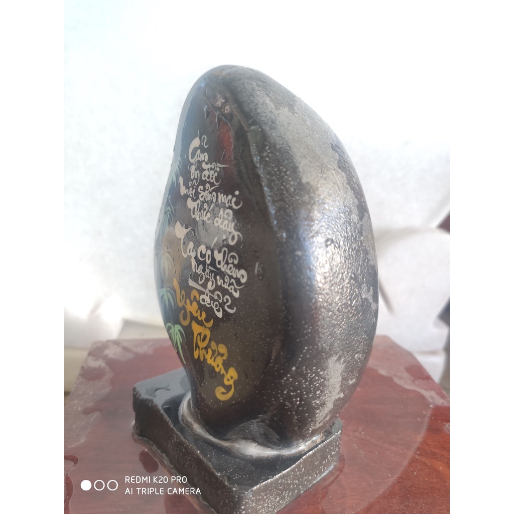 Thư pháp trên đá tự nhiên.﻿, Khắc chữ thư pháp theo yêu cầu của khách