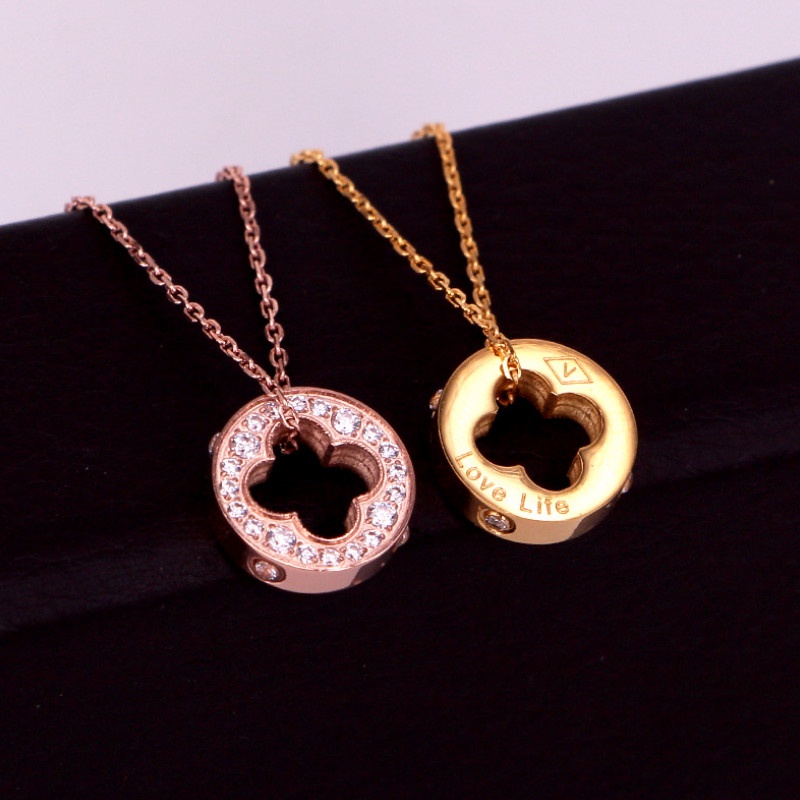 Dây Chuyền Khoen Tròn Cỏ 4 Lá Titan Ko Han Rỉ TT 3827