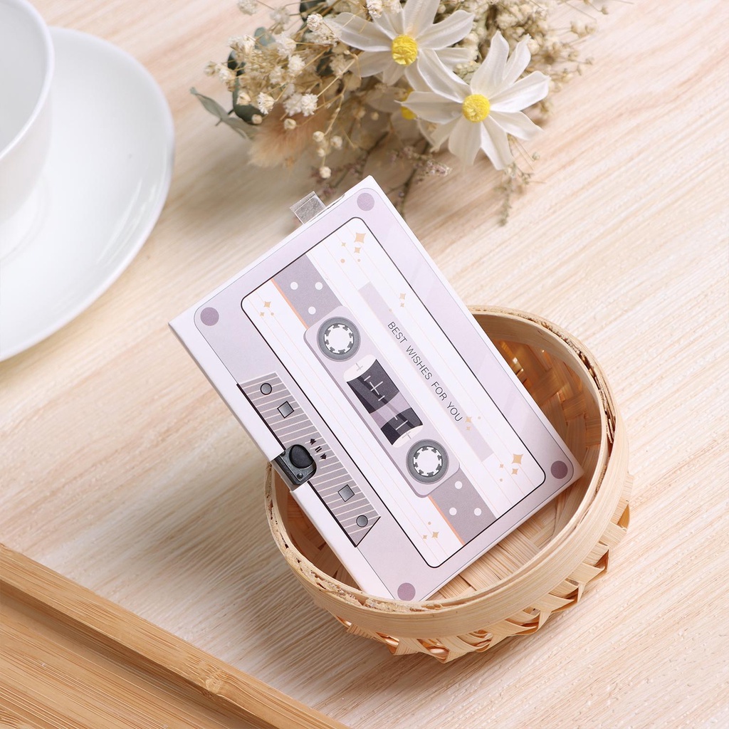 Thiệp ghi âm tạo hiệu ứng âm thanh hình băng cassette DIY độc đáo