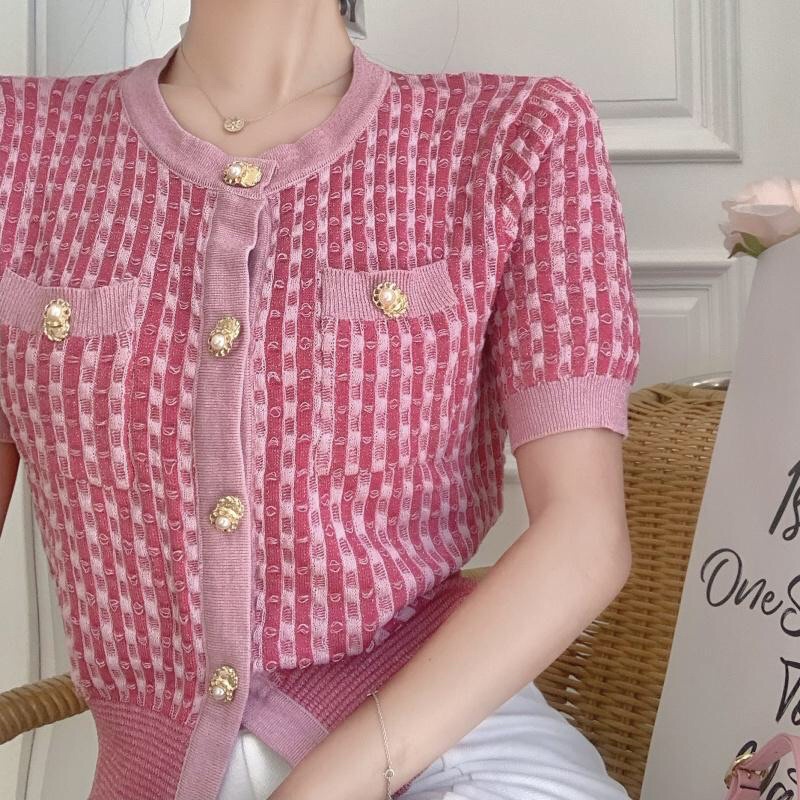 Áo len dệt kim tay ngắn, áo len cardigan màu hồng xinh yêu | BigBuy360 - bigbuy360.vn