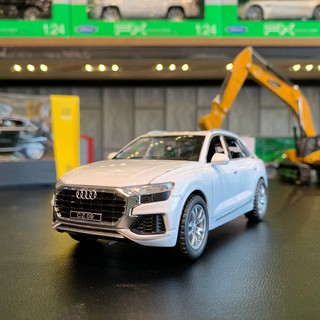 Xe mô hình trưng bày audi q8 tỉ lệ 1:32 chezhi màu trắng