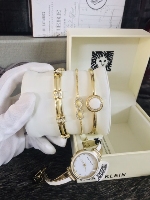 Đồng hồ nữ thời trang Anne Klein Set Combo AK3578WTST