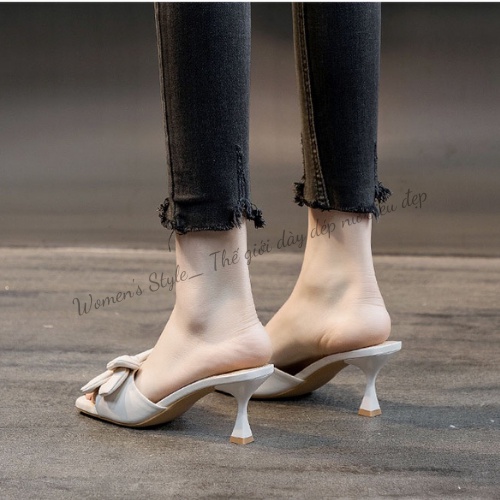 Guốc cao gót thắt nơ 7 phân, giày cao gót có nơ thời trang Womenstyle 2 màu Đen, Trắng chuẩn size 35-39 mã TD01