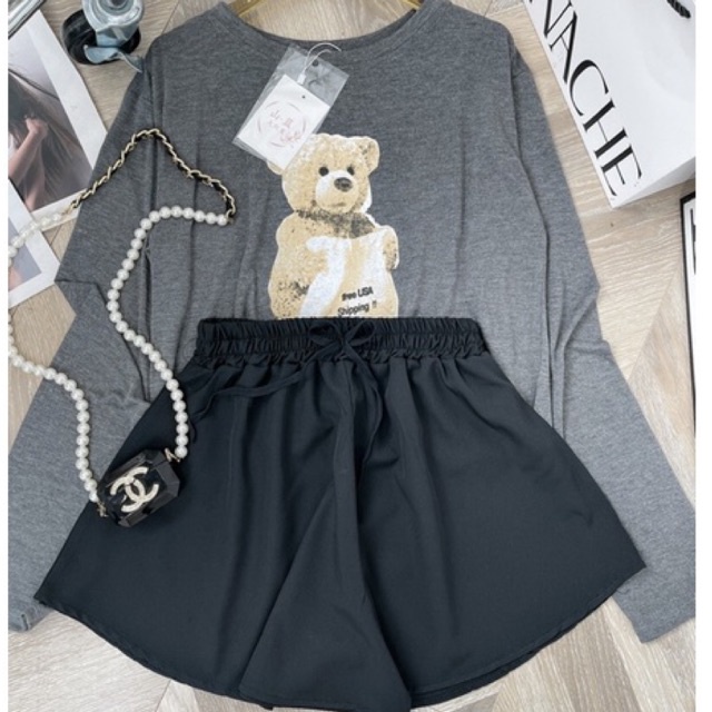 Set Bộ Áo Thun Gấu Croptop Dài Tay Quần Đùi Váy Màu Xám Áo Phông Giấy