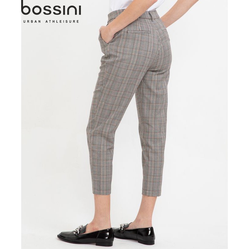 Quần kaki lửng sọc kẻ nữ Bossini 721114150
