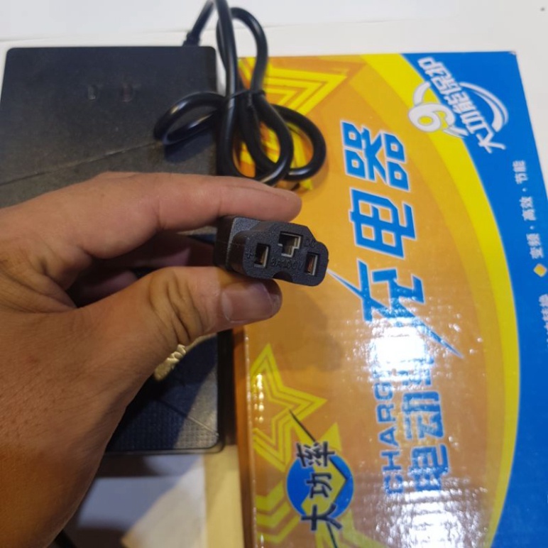 SẠC 96V-20AH/30AH XE ĐẠP ĐIỆN ,SẠC 8 BÌNH ẮC QUY XE ĐIỆN GIA HUY