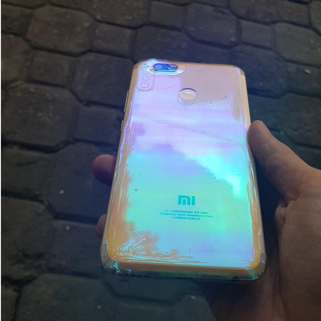 Skin cầu vồng đổi màu sắc cho xiaomi mi 8 lite / note 5 pro / a2 lite / a2-6x / mi 8 / mi 8 se ...