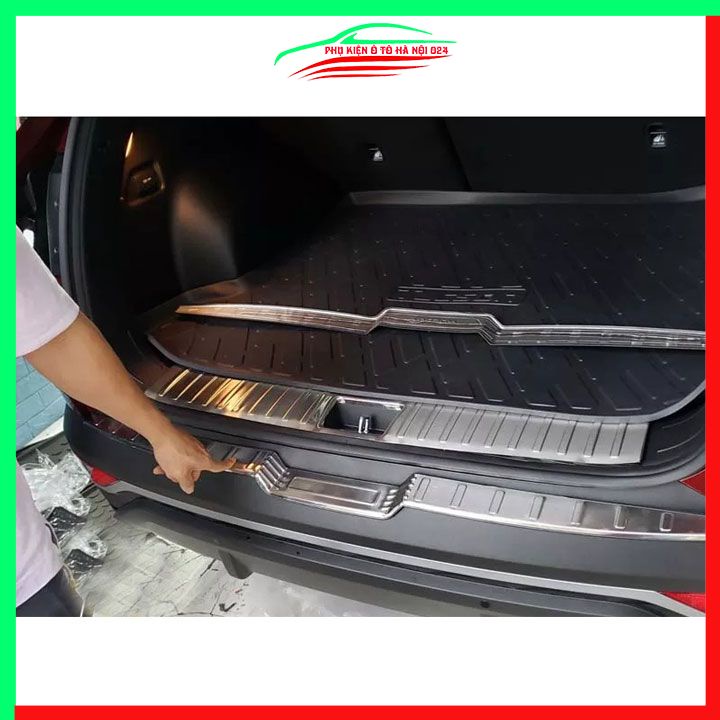 Ốp chống trầy cốp trong ngoài Tucson 2022-2023 inox sáng bóng