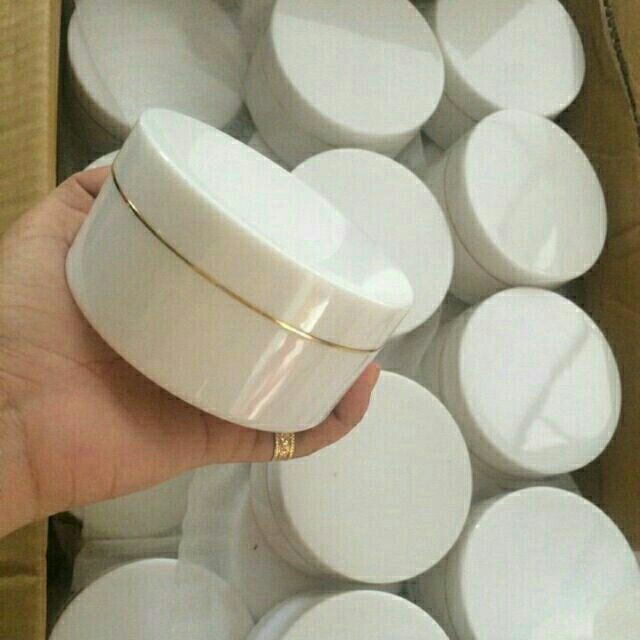 Hủ Đựng Kem ❤ RẺ VÔ ĐỊCH ❤ Hũ đựng kem body 150g,200g đen, trắng , Hũ đựng mỹ phẩm , phụ kiện du lịch