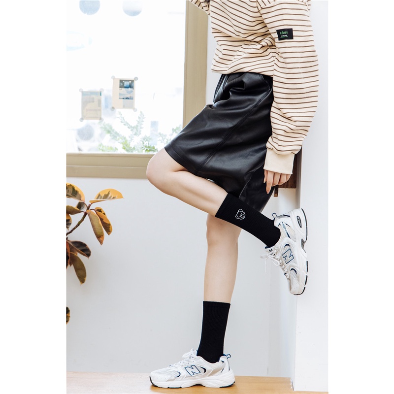 Vớ tất cổ cao trắng đen thêu icon mặt gấu chữ B