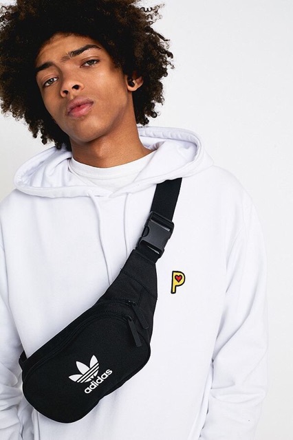 Essential Crossbody Bags in Black