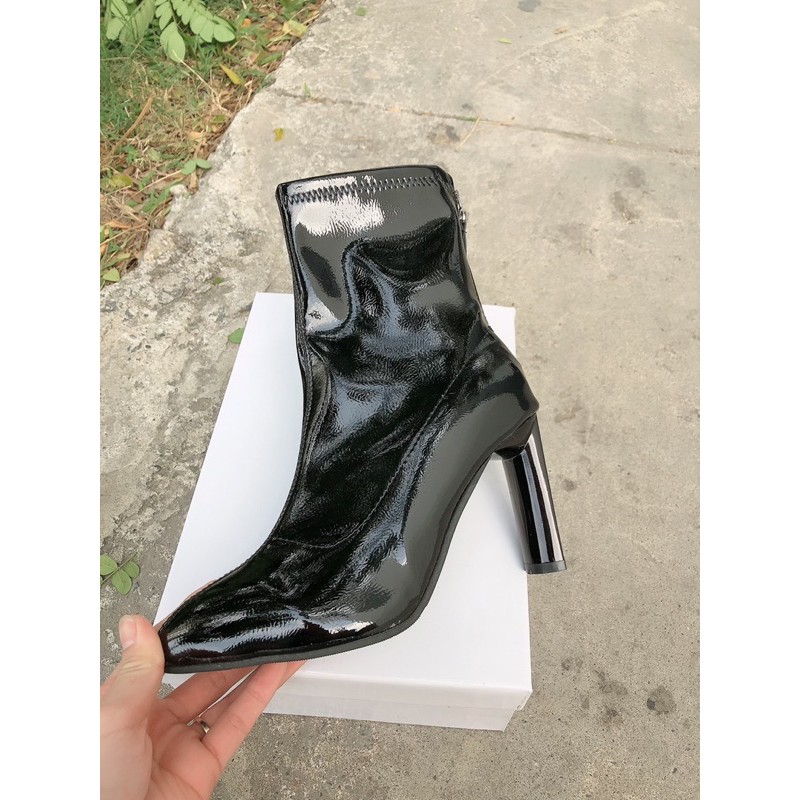 GIÀY BỐT LỬNG CHẤT DA BÓNG MỀM LÓT NỈ ẤM KHOÁ KÉO SAU GÓT DẸT (FULLBOX QC 9225) | BigBuy360 - bigbuy360.vn