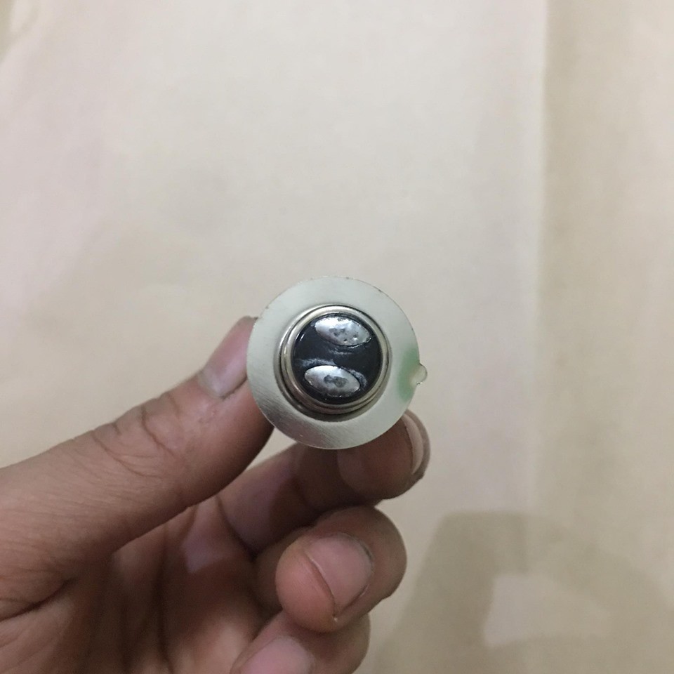 Đèn led 2 mầu chân M5 lắp xe dream