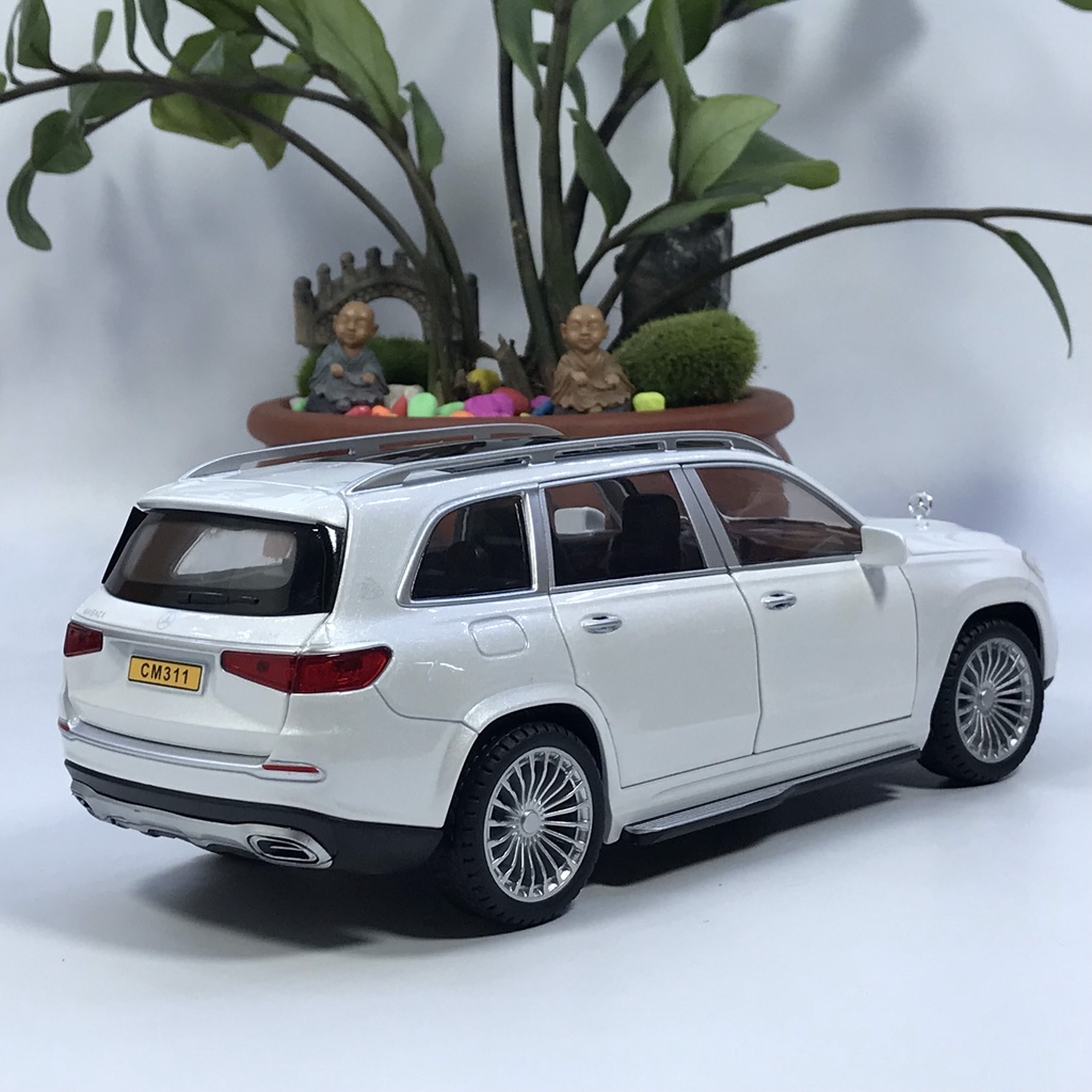 Mô hình xe kim loại Mercedes Maybach GLS 600 tỷ lệ 1:24 chiếc xe Chủ tịch