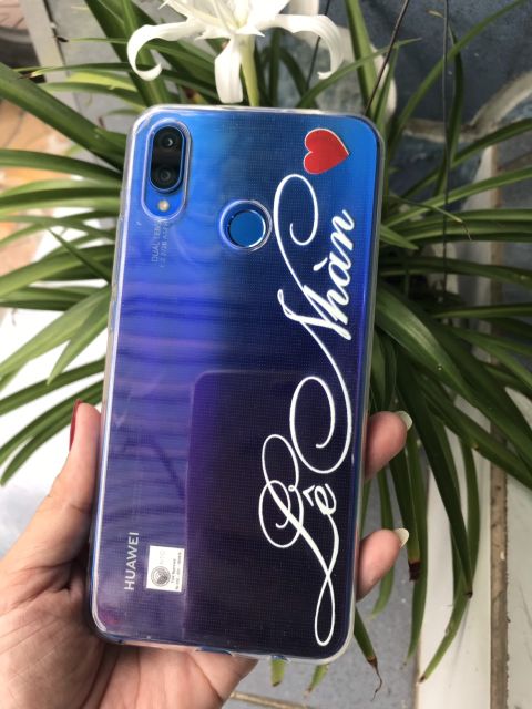 Ốp lưng Huawei Nova 3i in tên nghệ thuật