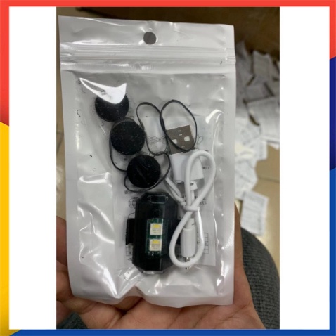 Đèn LED Nhấp Nháy Nhiều Chế Độ Màu Gắn Xe Máy Cảnh Báo Kiểu Máy Bay Có Cổng USB sạc