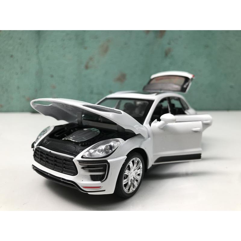 Mô hình xe ô tô Porsche MACAN 1:32