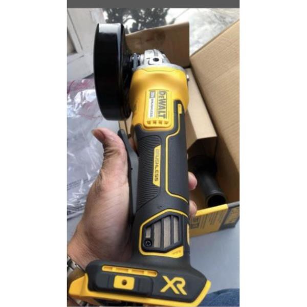 Mài Dewalt dcg413