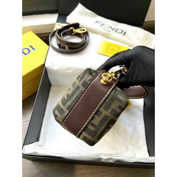 Túi xách tay mini size 18cm full box Vip