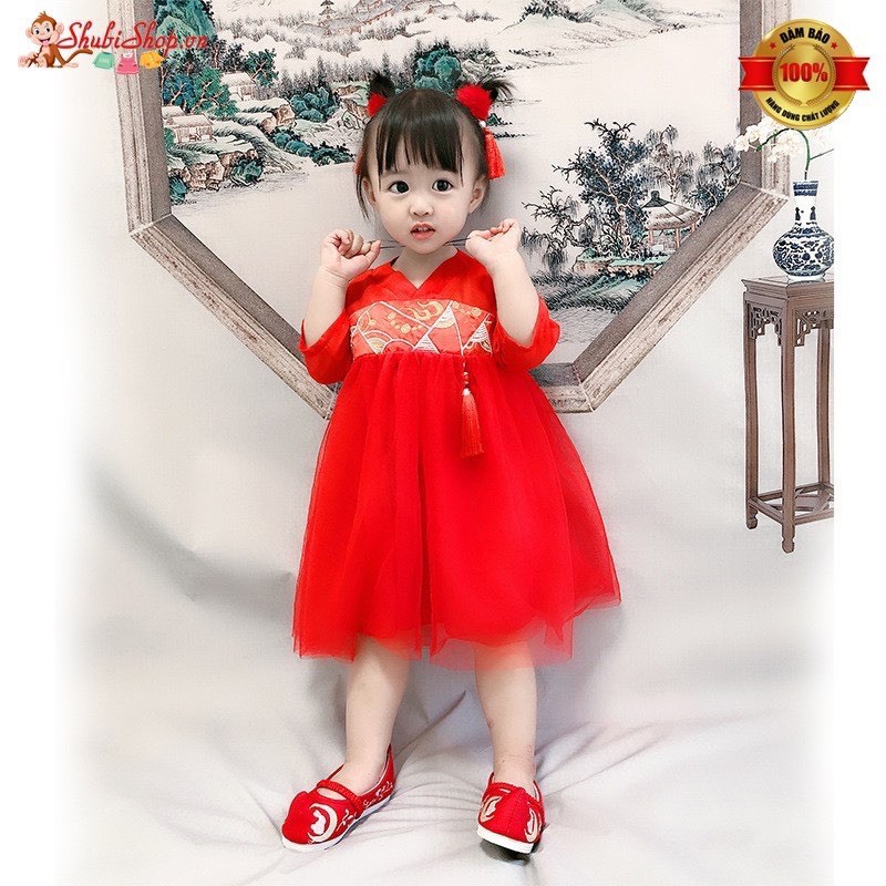 váy gấm đỏ bé gái