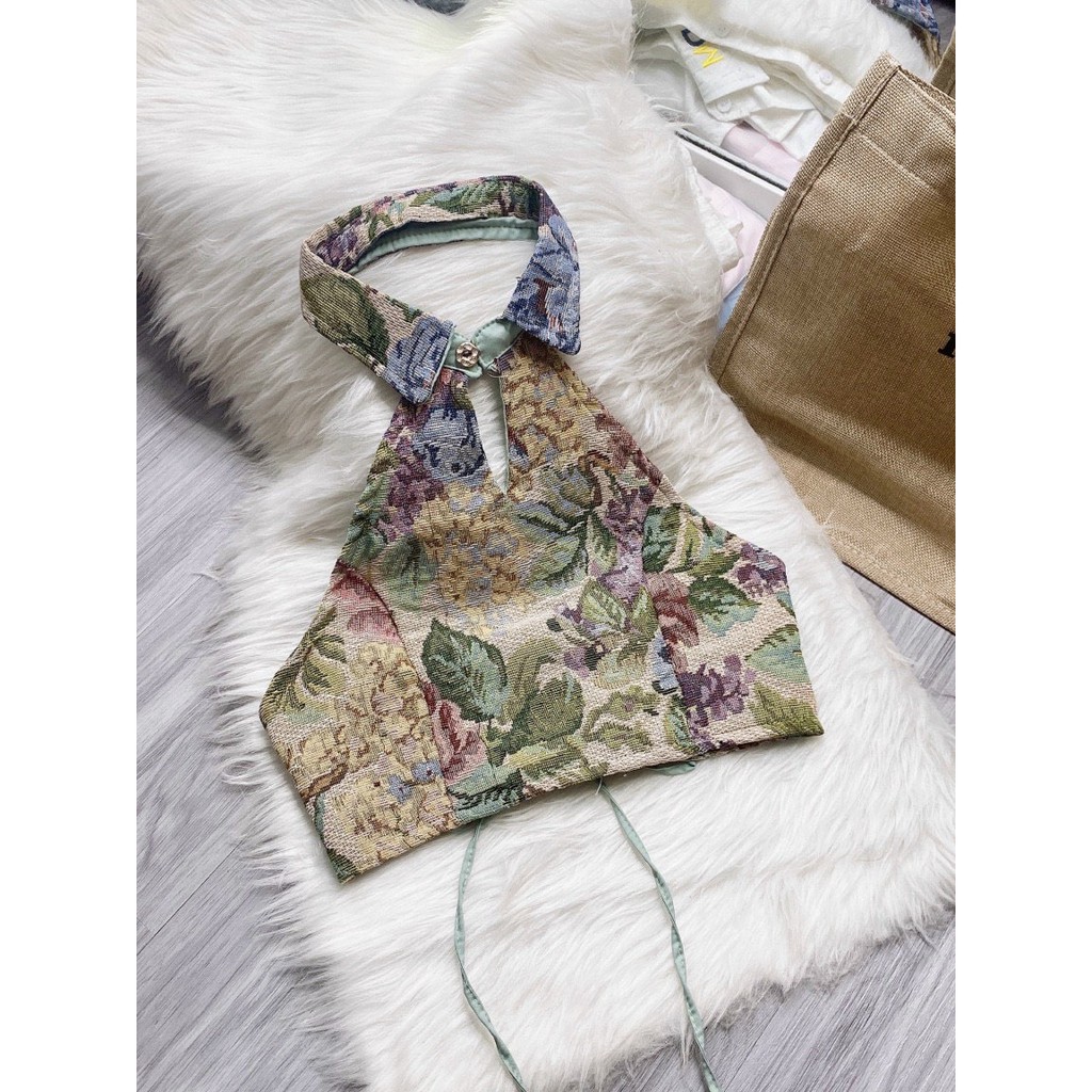 Áo kiểu nữ croptop cổ yếm hở lưng đan dây hoa thổ cẩm xinh ut