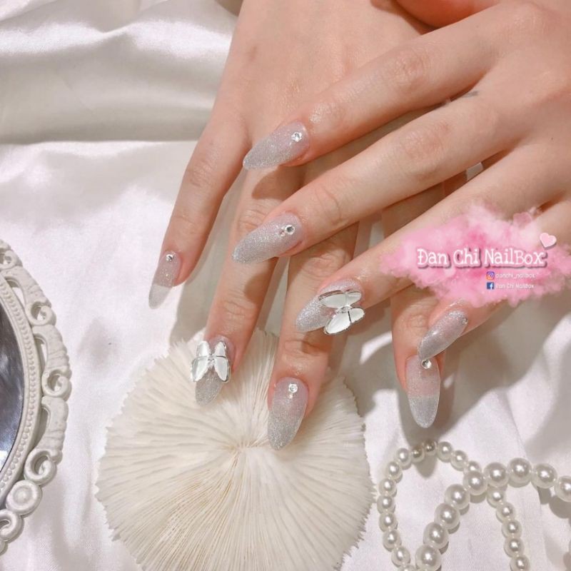 NailBox móng úp thiết kế sẵn Mẫu Mắt Mèo Kim Cương Charm Bướm