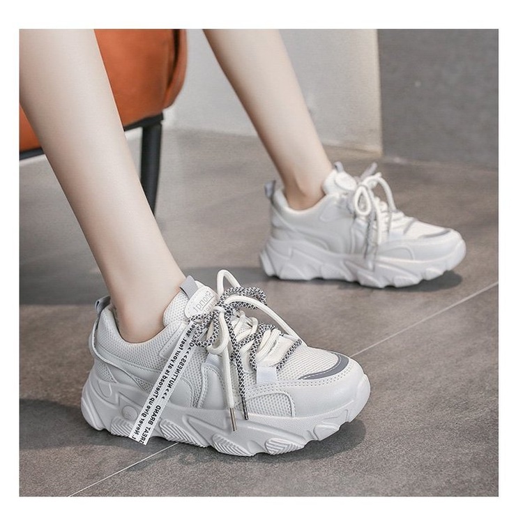 Kasut perempuan Women Sneakers Fashion Mesh Chunky Sneakers Casual Shoes Reflective Comfortable Thick Sole White Dad Flats Platform Shoes