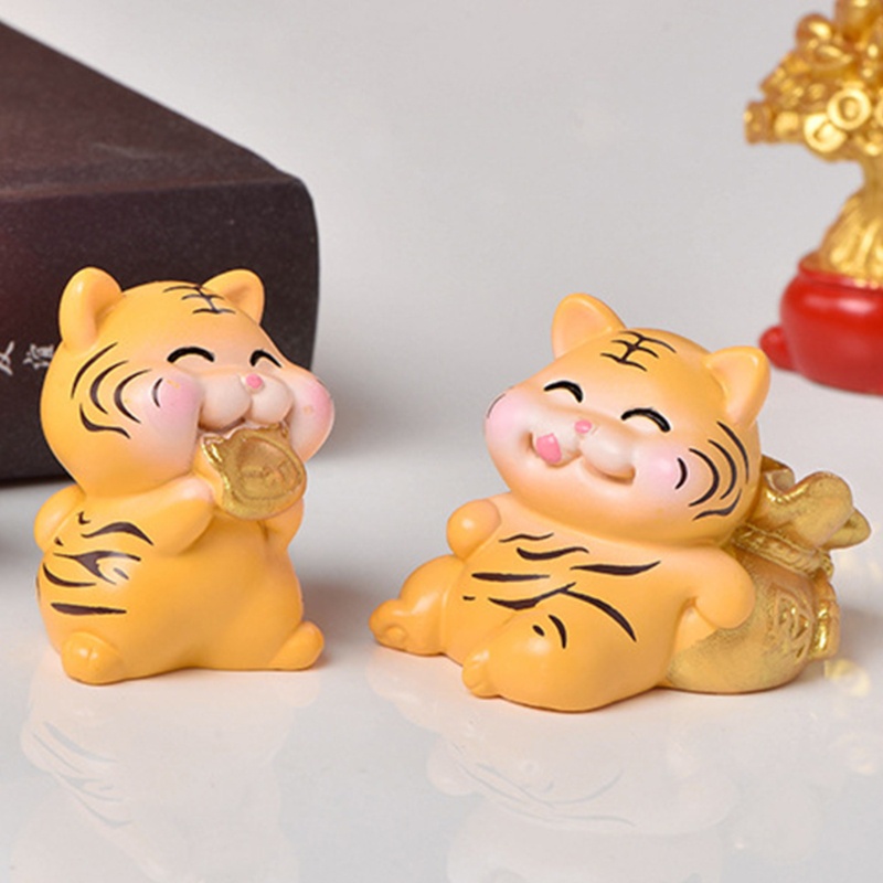 Mô hình con hổ mini năm mới 2022 trang trí dành cho vườn cổ tích