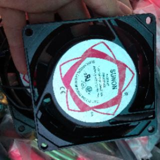 Quạt thông gió mini bằng sắt 8x8cm
