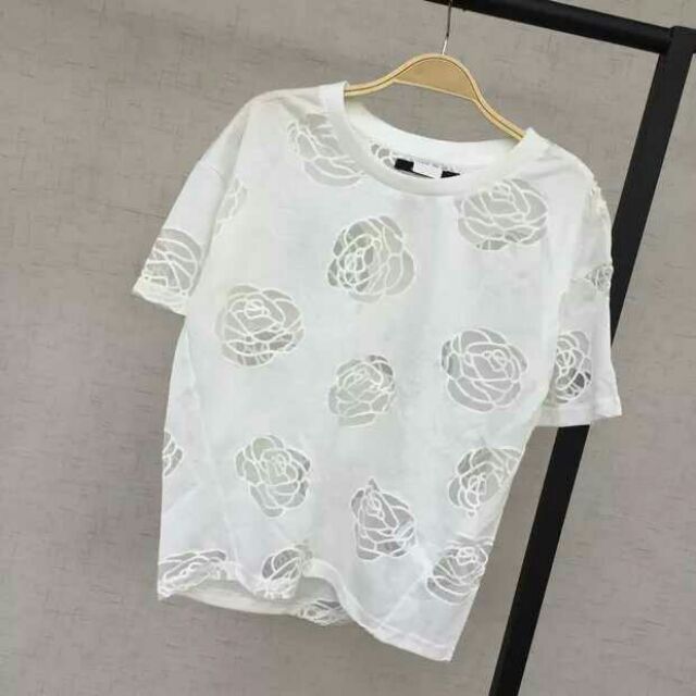 ÁO PHÔNG REN HỌA TIẾT HOA