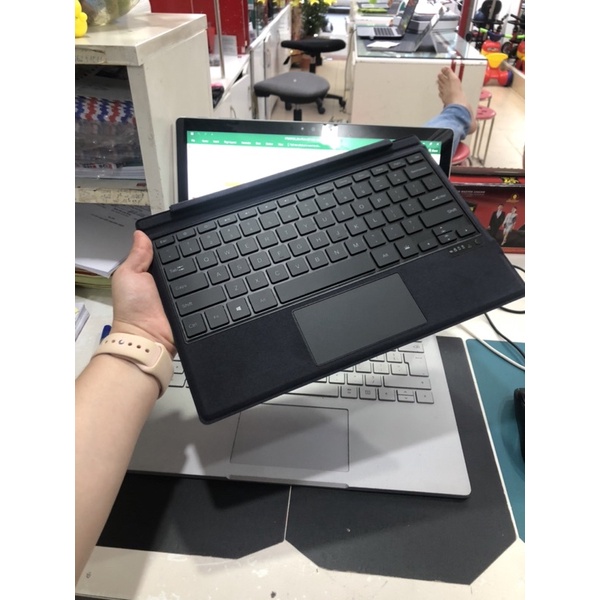 Bàn phím Bluethooth Surface pro 3.4.5.6.7