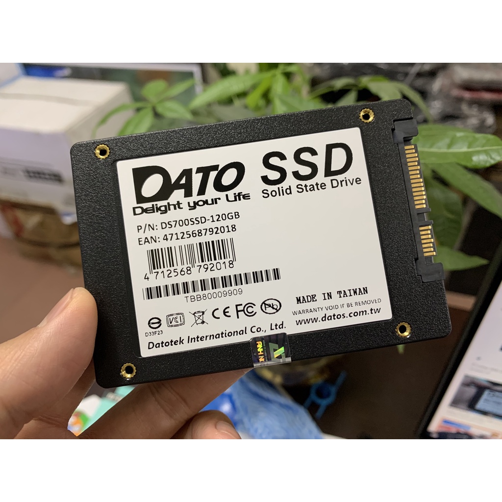 ổ cứng ssd 120g DATO DS700 2.5 ich sata III chính hãng