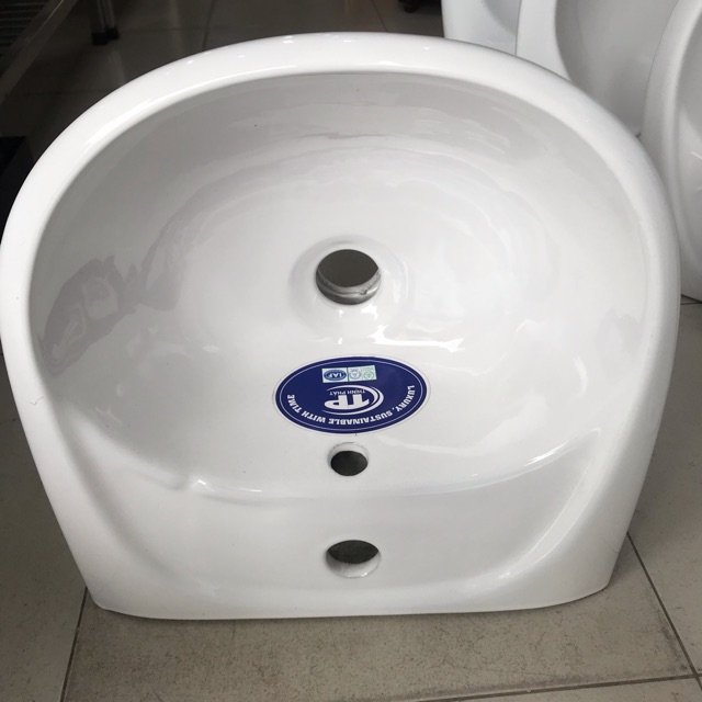 Lavabo treo tường,chậu rửa mặt giá rẻ Minh Thịnh chất lượng cao bảo hành 3 năm