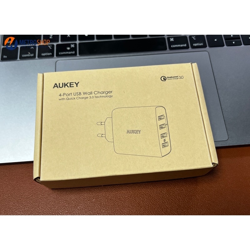 CỦ SẠC 4 CỔNG TÍCH HỢP 1 CỔNG QC3.0 AUKEY PA-T18