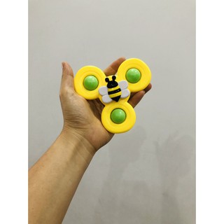 Chong chóng đồ chơi dính tường cho bé