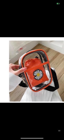 Túi đeo chéo hoa cúc trong suốt