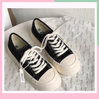 Giày thể thao nữ màu trắng đẹp dáng giày sneaker bata đế bằng cổ thấp thời trang