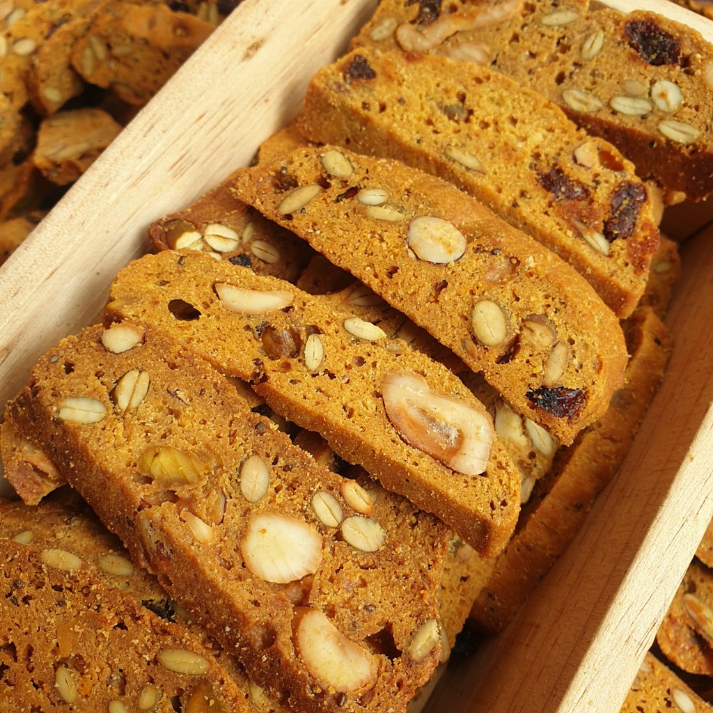 Bánh Biscotti Nguyên Cám Ngủ Cốc Vị Vani - Lon 320gr