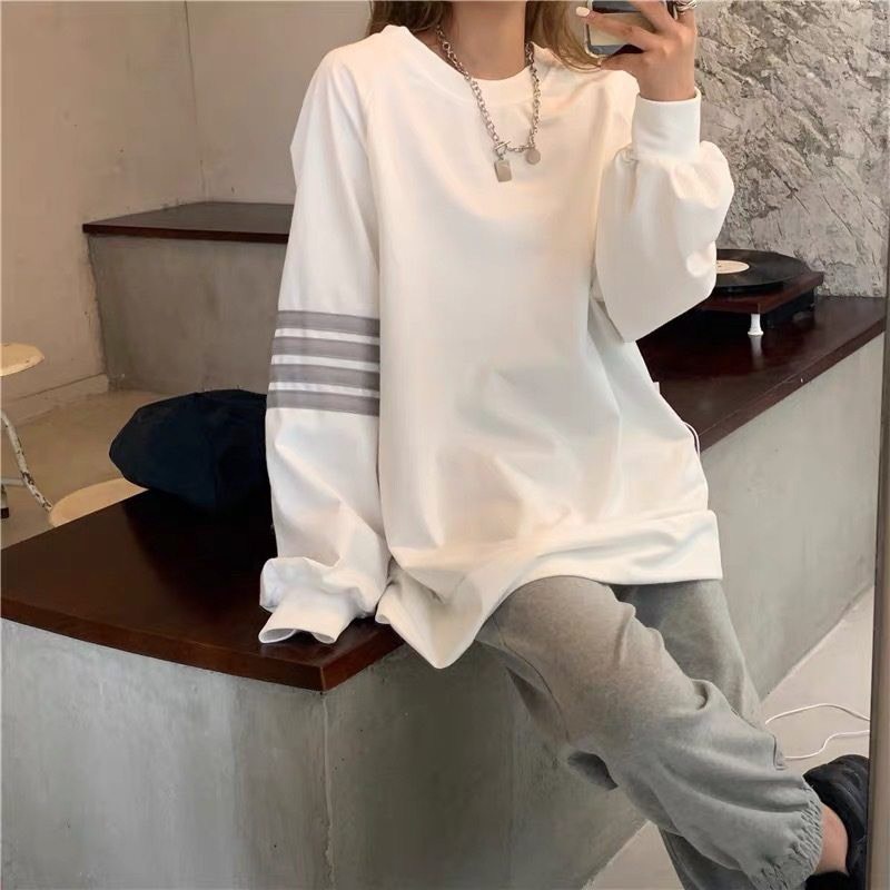 Áo Sweater nam nữ-Áo Fom rộng dáng Unisex chất liệu nỉ bông tay áo 4 sọc cao cấp