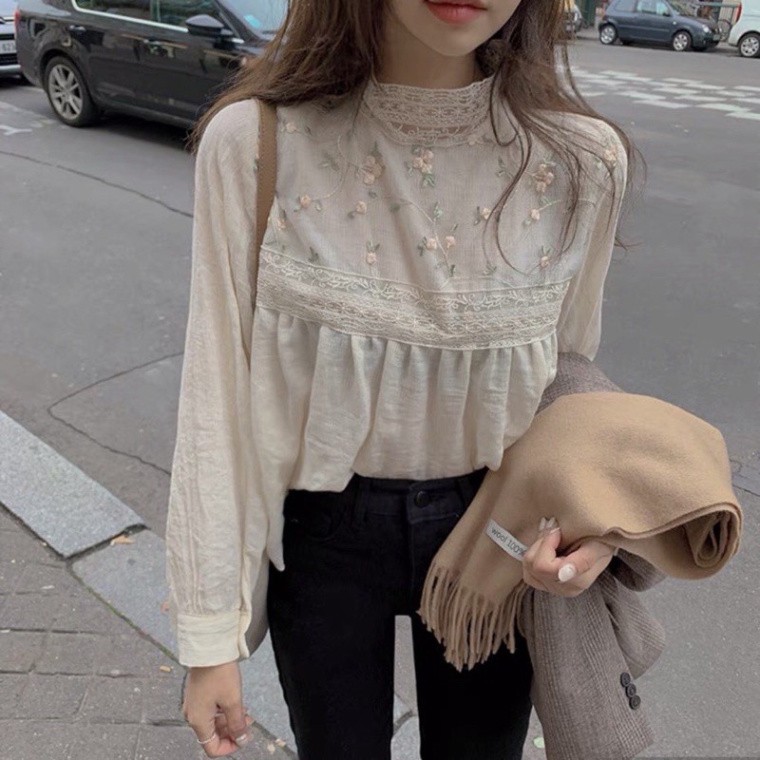[AMANDA]Áo tiểu thư, Áo sơ mi ngực hoa thêu ( ảnh thật treo móc)