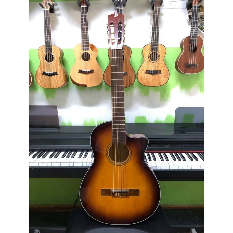 Đàn guitar Classic cổ điển VP SVC mini mặt gỗ thông chất lượng âm thanh tuyệt vời cho người mới bắt đầu