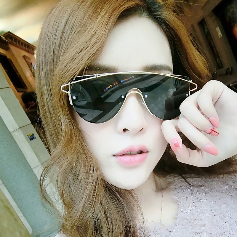 Mắt kính thời trang