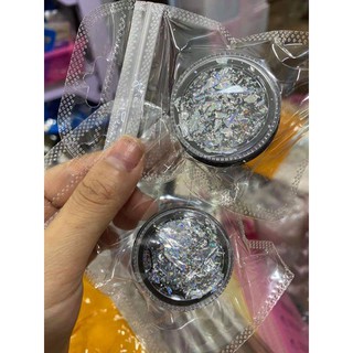giấy nhún ẩn móng màu bạc ,  vàng