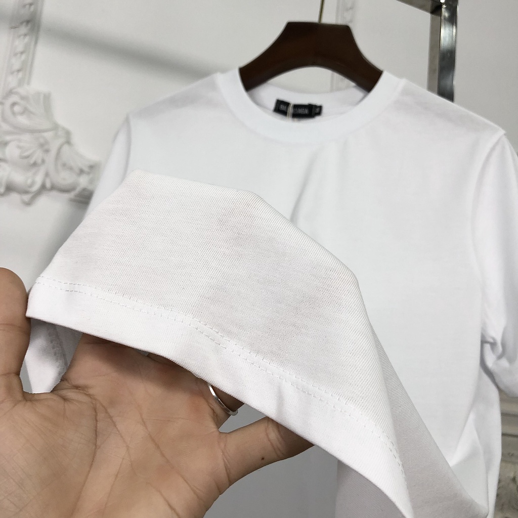 Áo phông nam trơn đơn giản chất coton không xù với hai màu đen trắng, ao thun nam ngắn tay không cổ lv212