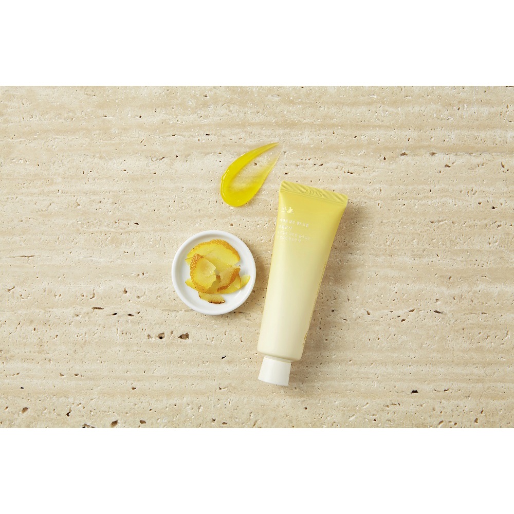 Kem dưỡng da tay mềm mịn HANYUL Nature In Life Hand Cream 50ml