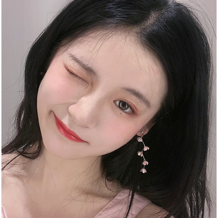 Khuyên Tai Dáng Dài Hình Cánh Hoa A607